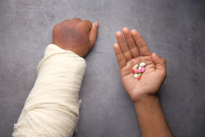 Calcium Safety: Kidney Stones, Heart Risk & Drug Interactions